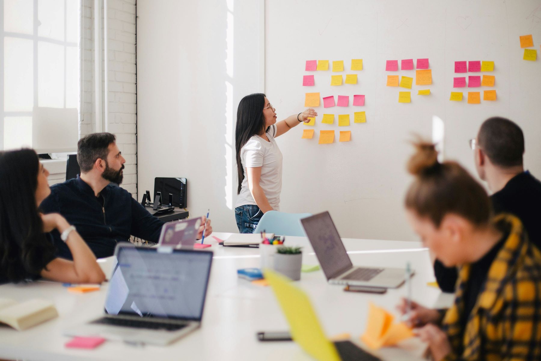 Choosing the Right HSA Provider: A Detailed Guide for Employees In Canada